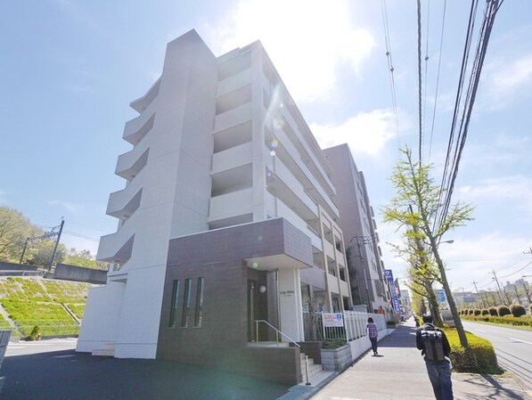 リリー・ヒルズの物件内観写真